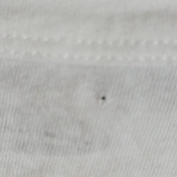 NWT White Old Navy Santa Tee Shirt ***SMALL PINHOLE BEHIND COLLAR*** - Picture 3 of 9